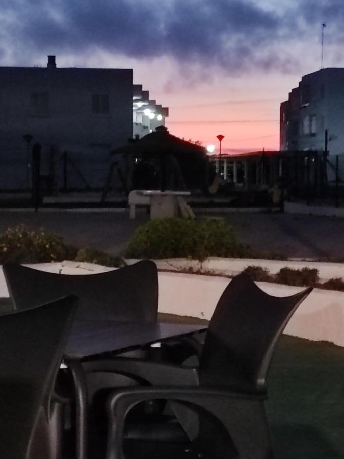 Canos De Meca Apartamento Frente Al Mar Los Canos De Meca Dış mekan fotoğraf